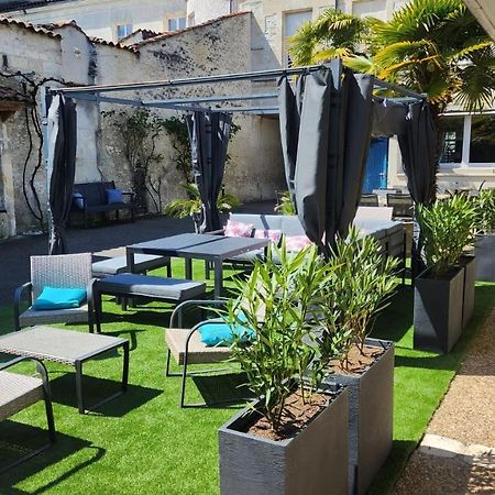 Cit'Hotel Le Cheval Blanc Cognac Centre Exterior foto