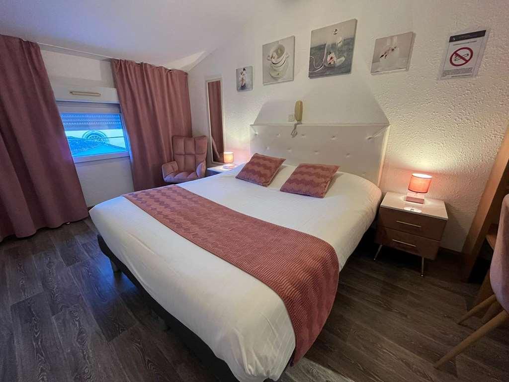 Cit'Hotel Le Cheval Blanc Cognac Centre Zimmer foto